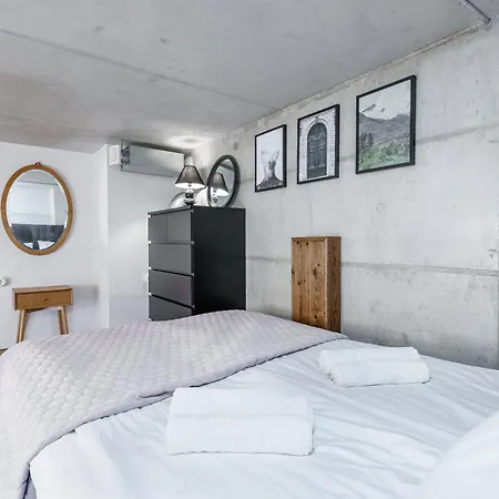 Dream - Modern Centre Lofts With Self Check-in * Reval
